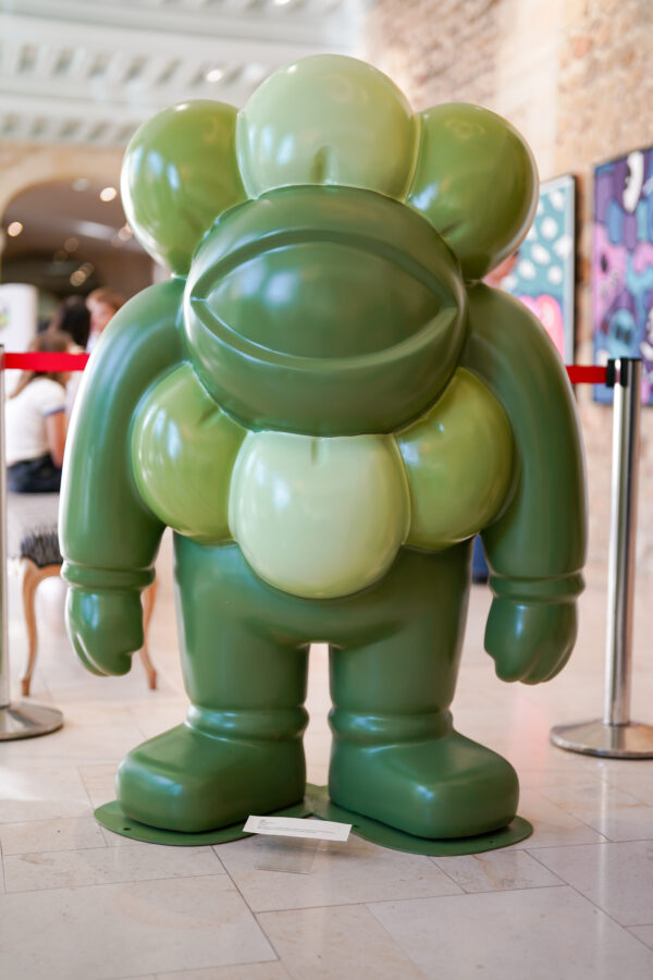 "YABU" 160 x 130 x 75 cm